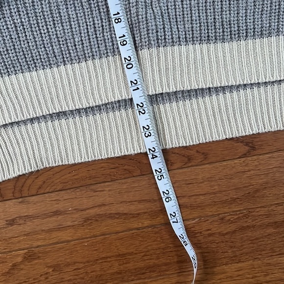 RD Style Comfy Gray/Cream Sweater Size Small - Picture 7 of 9